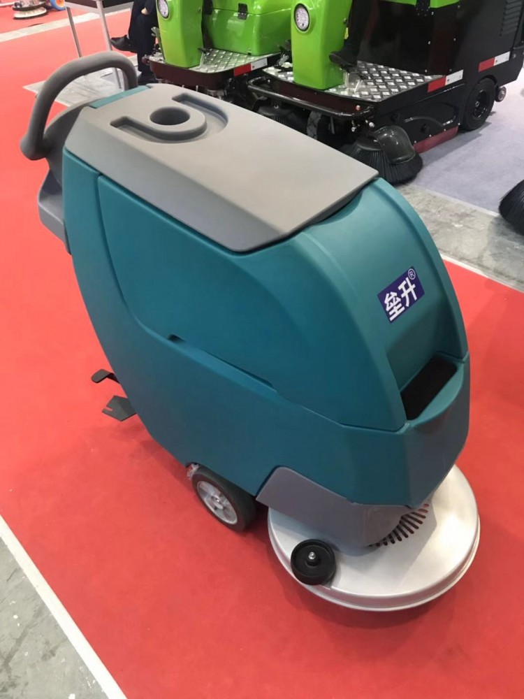LS-560自走式全自動洗地機